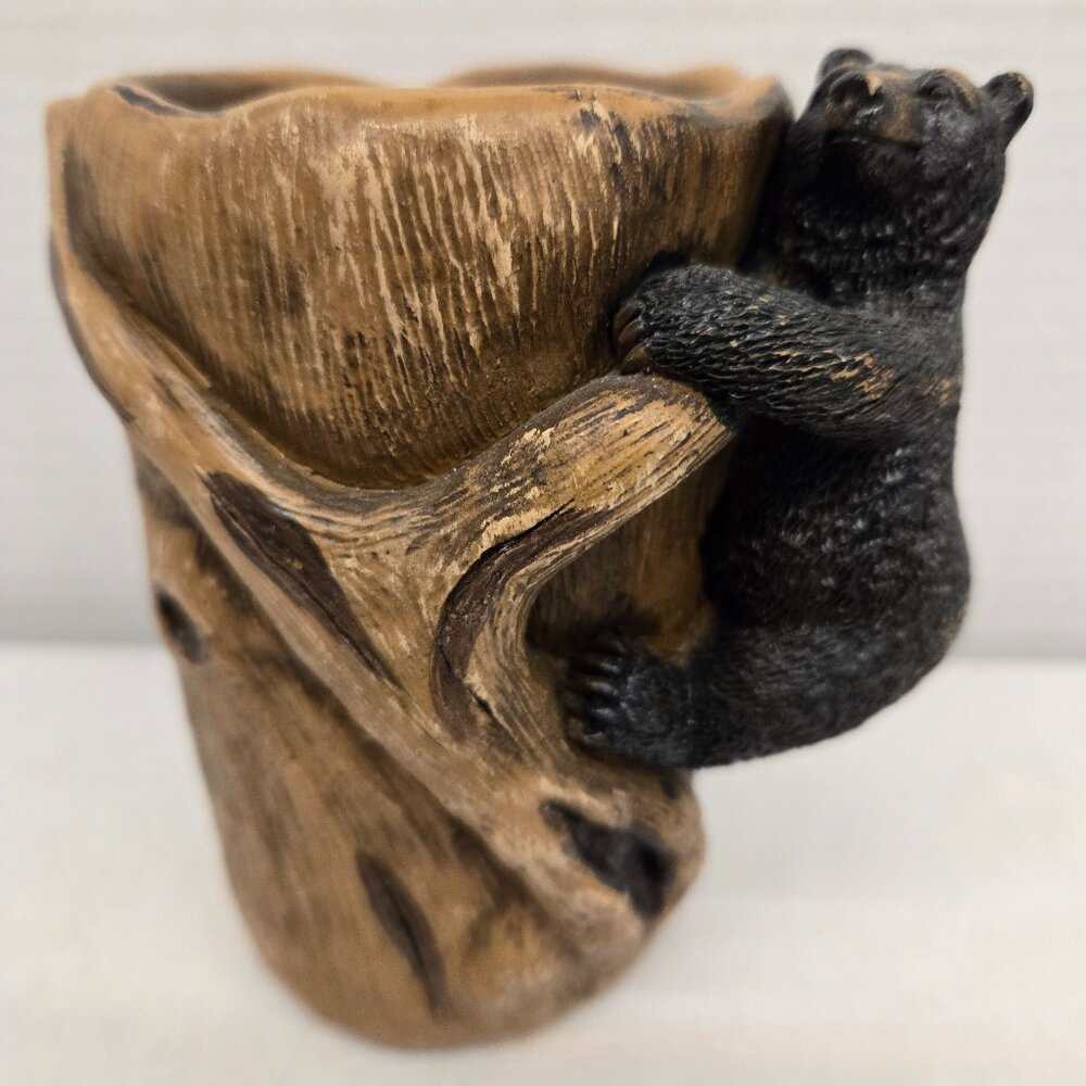 New (No box) resin style Sculpted Bear on Tree Toothbrush mug or pen holder vase